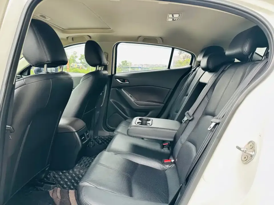 Mazda 3 Axela