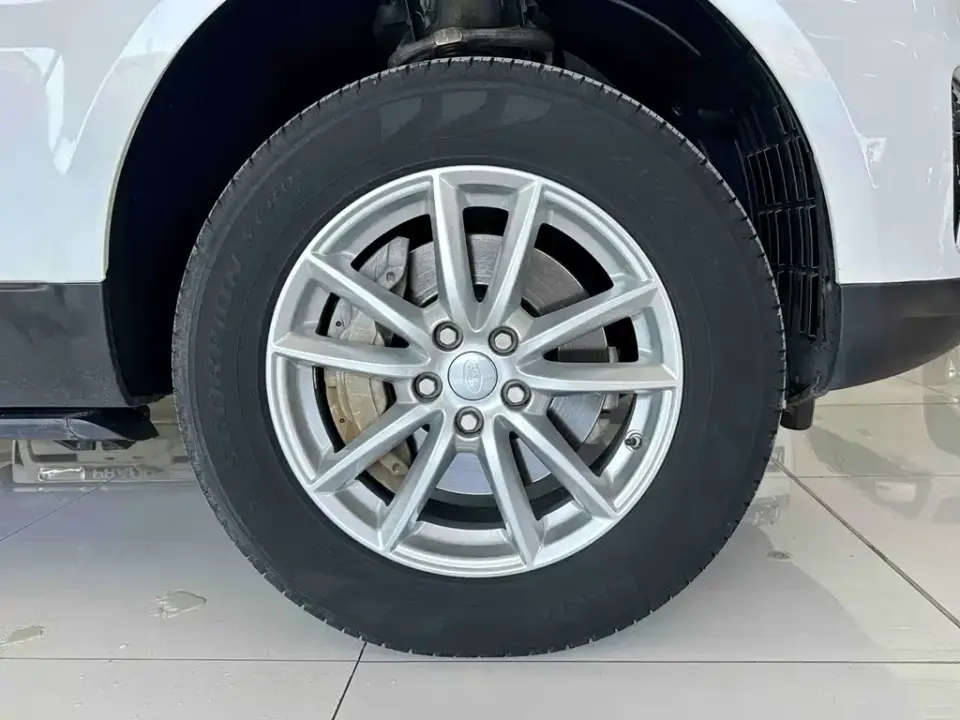 Land Rover Sport