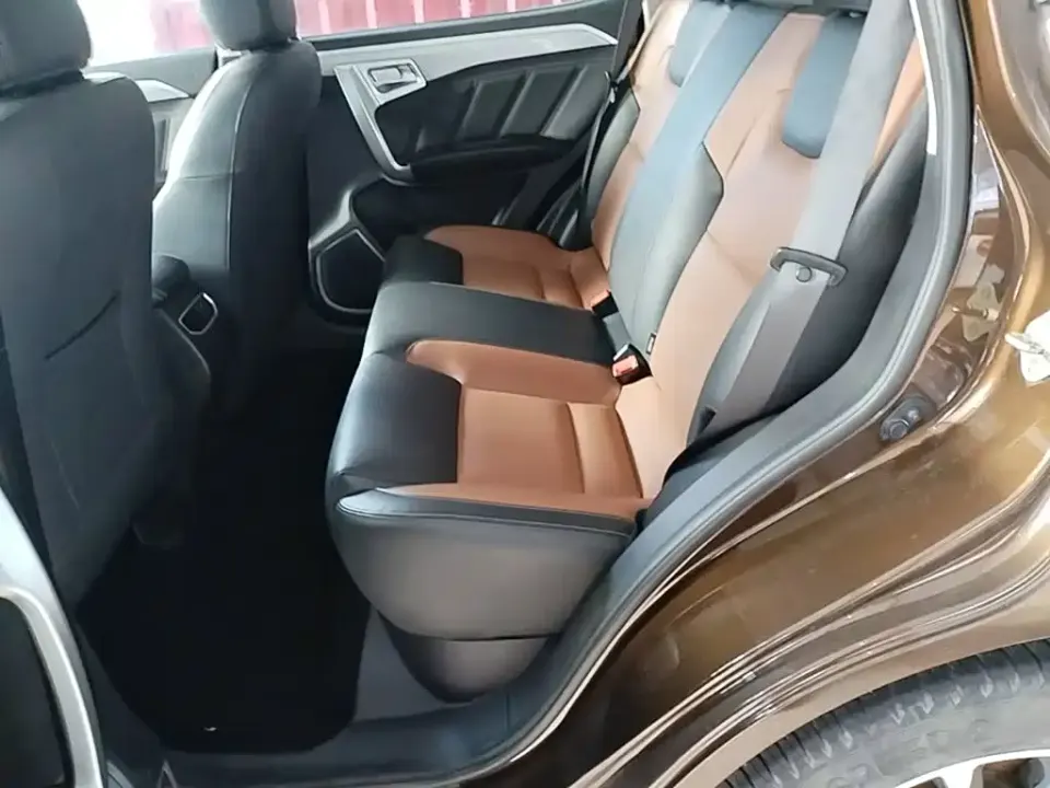 Geely Vision X6
