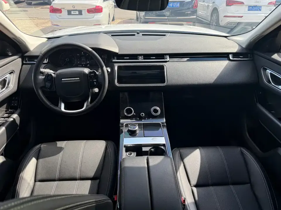 Land Rover Velar