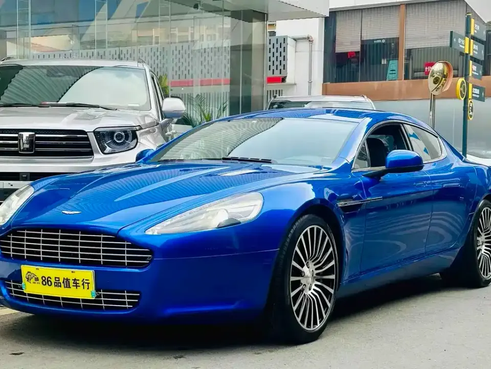 Aston Martin Rapide