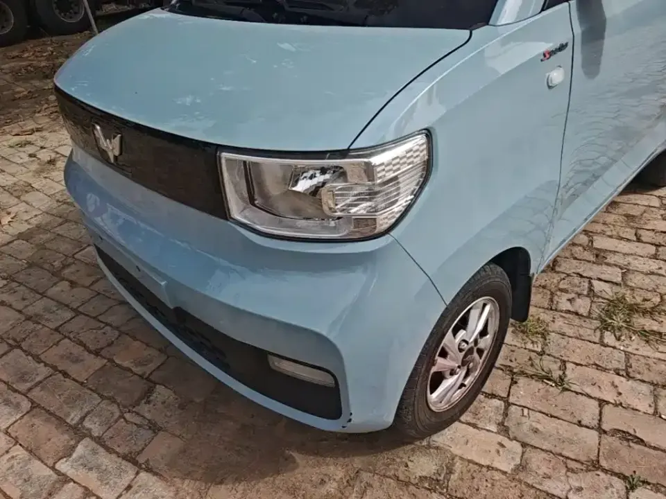 Wuling MINIEV
