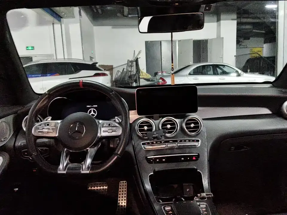 Mercedes-Benz GLC AMG