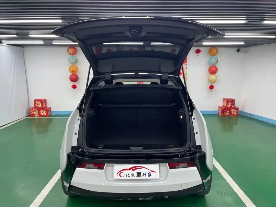BMW i3 (Import)