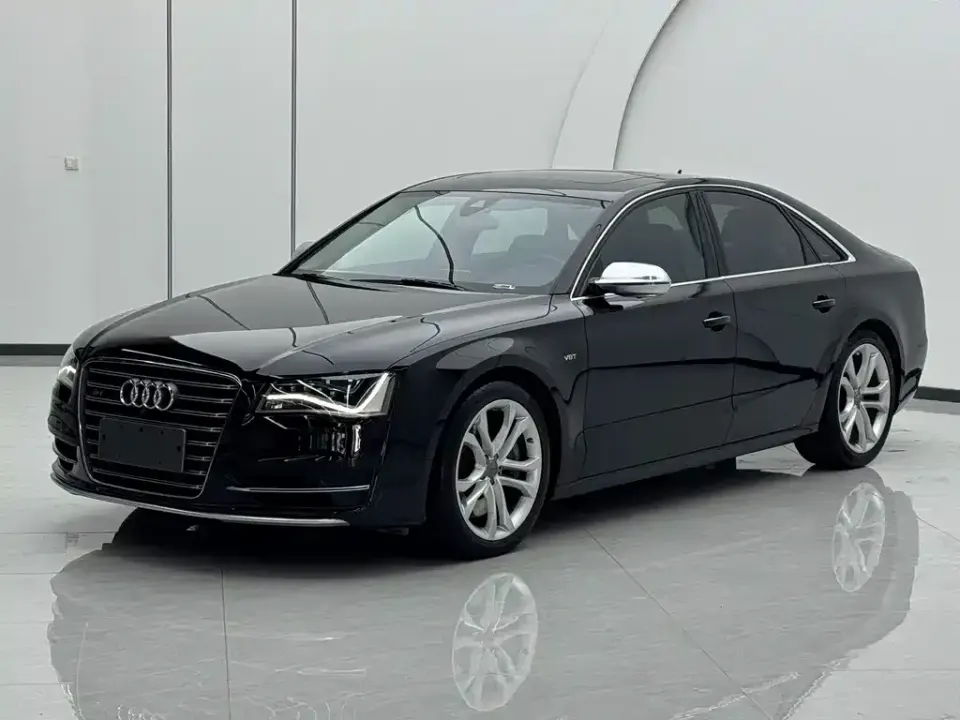 Audi S8