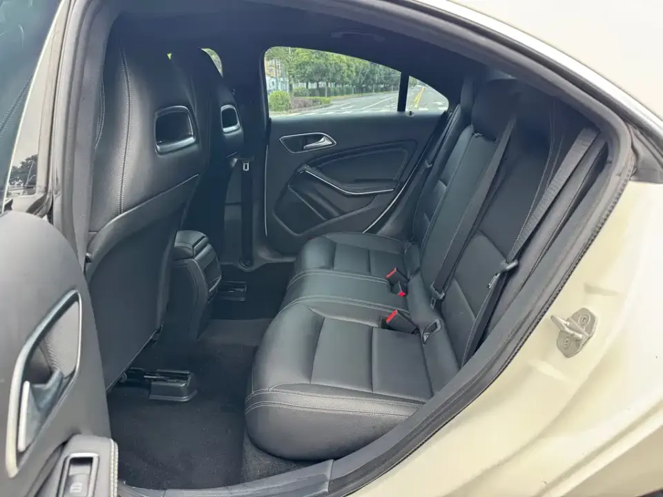 Mercedes-Benz CLA (Import)