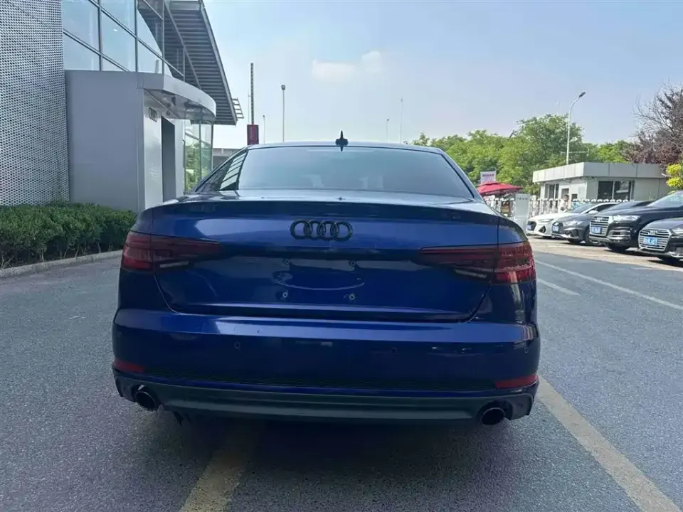 Audi A4L