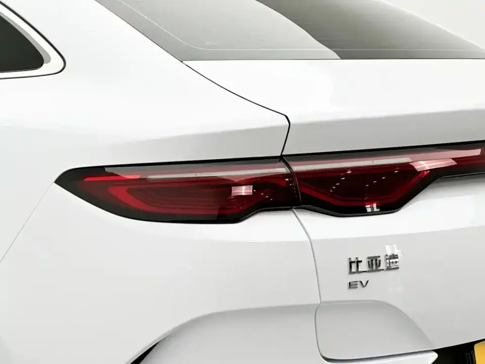 BYD Qin L