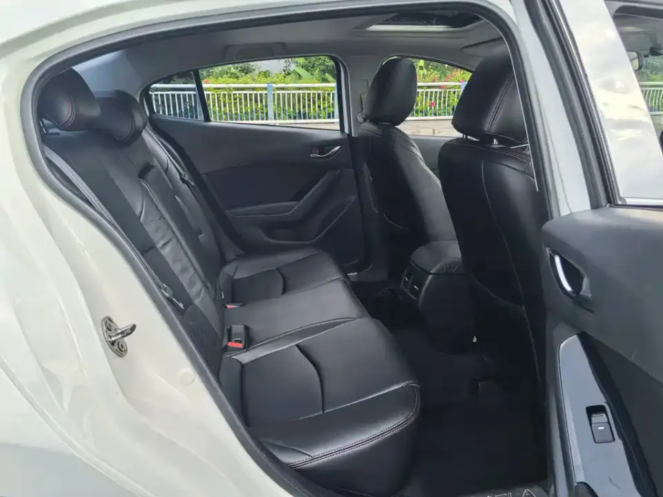 Mazda 3 Axela