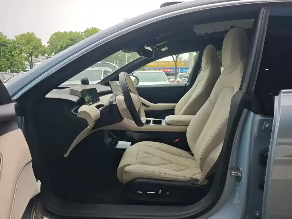 Nio ET5T