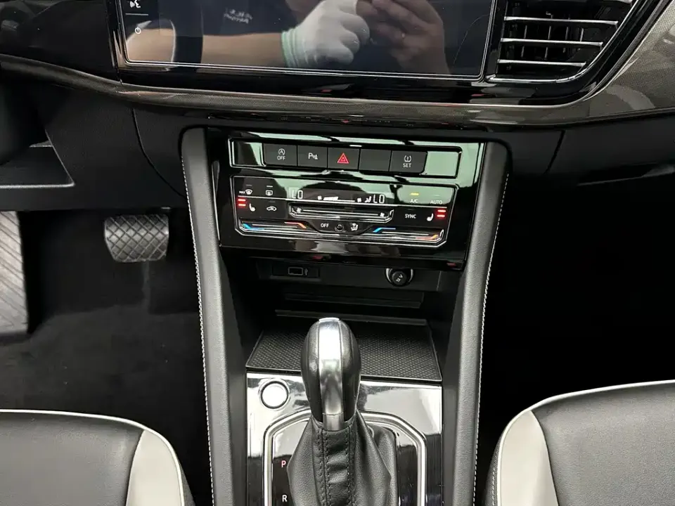 Jetta VS7