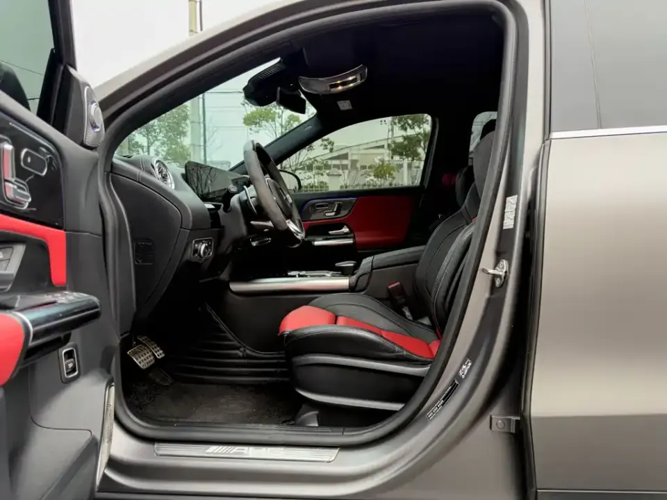 Mercedes-Benz GLA AMG