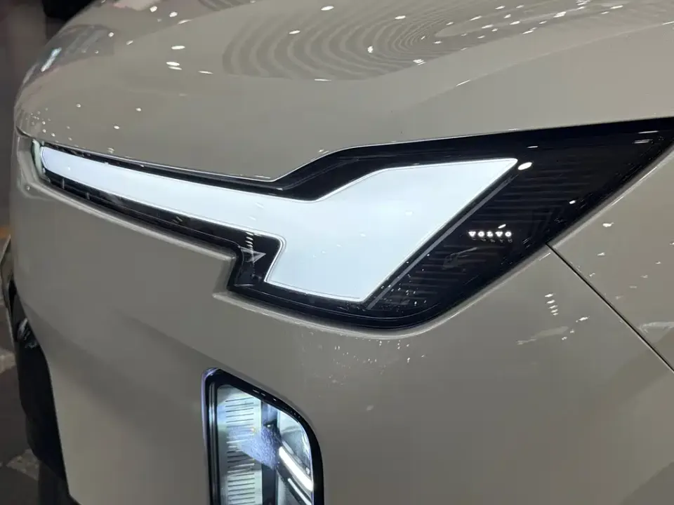 Volvo XC70 PHEV