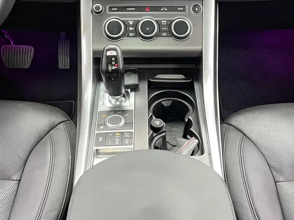 Land Rover Sport
