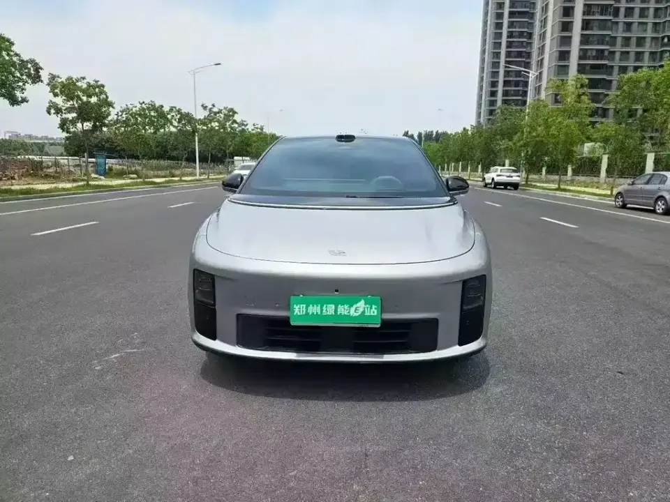 Li Li i6