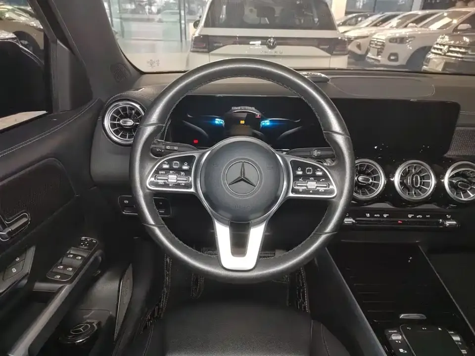 Mercedes-Benz GLB