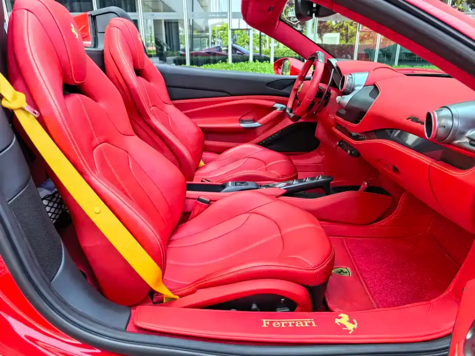 Ferrari F8