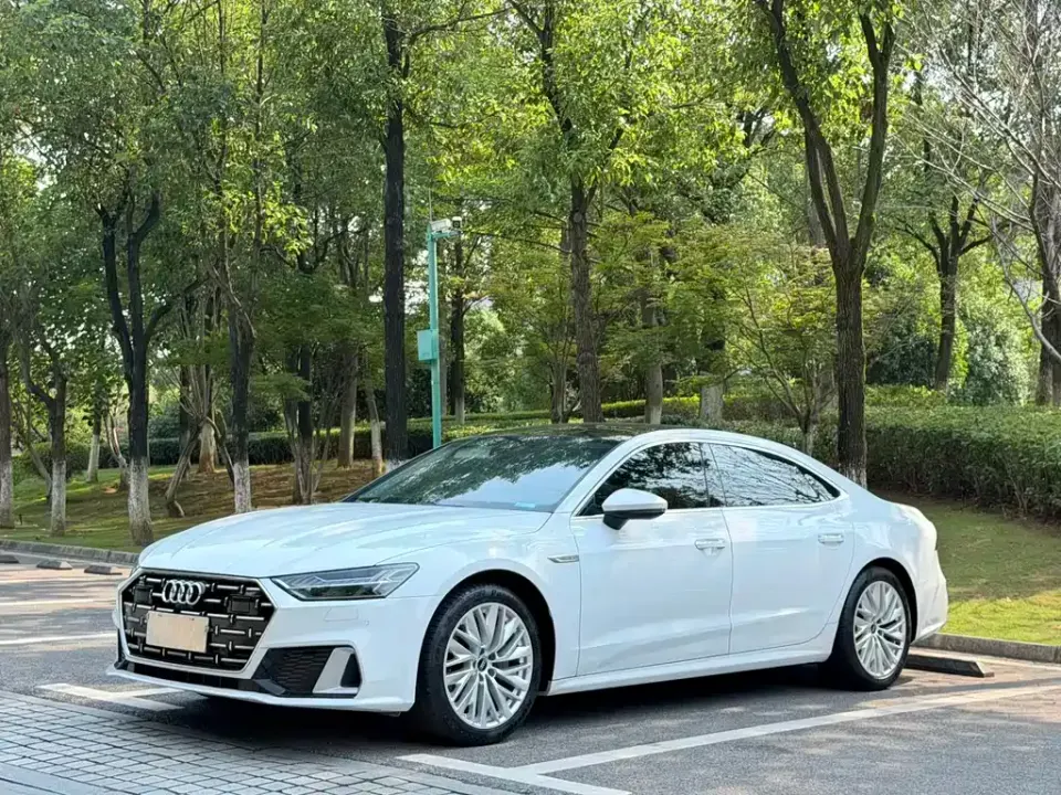 Audi A7L