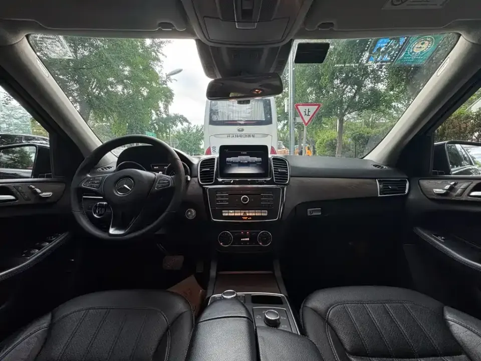 Mercedes-Benz GLE (Import)