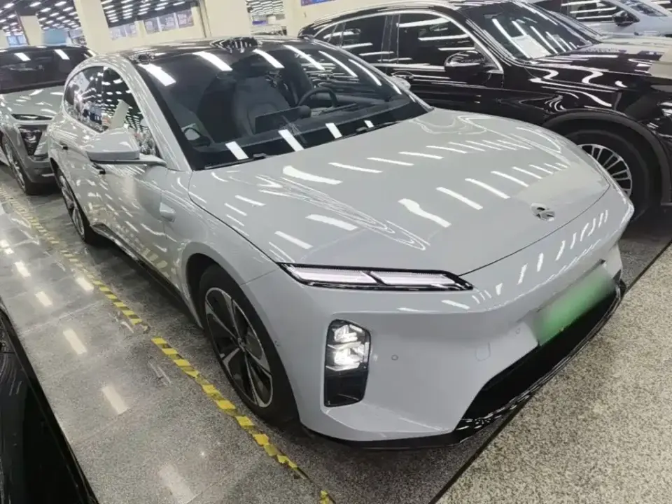 Nio ET5T