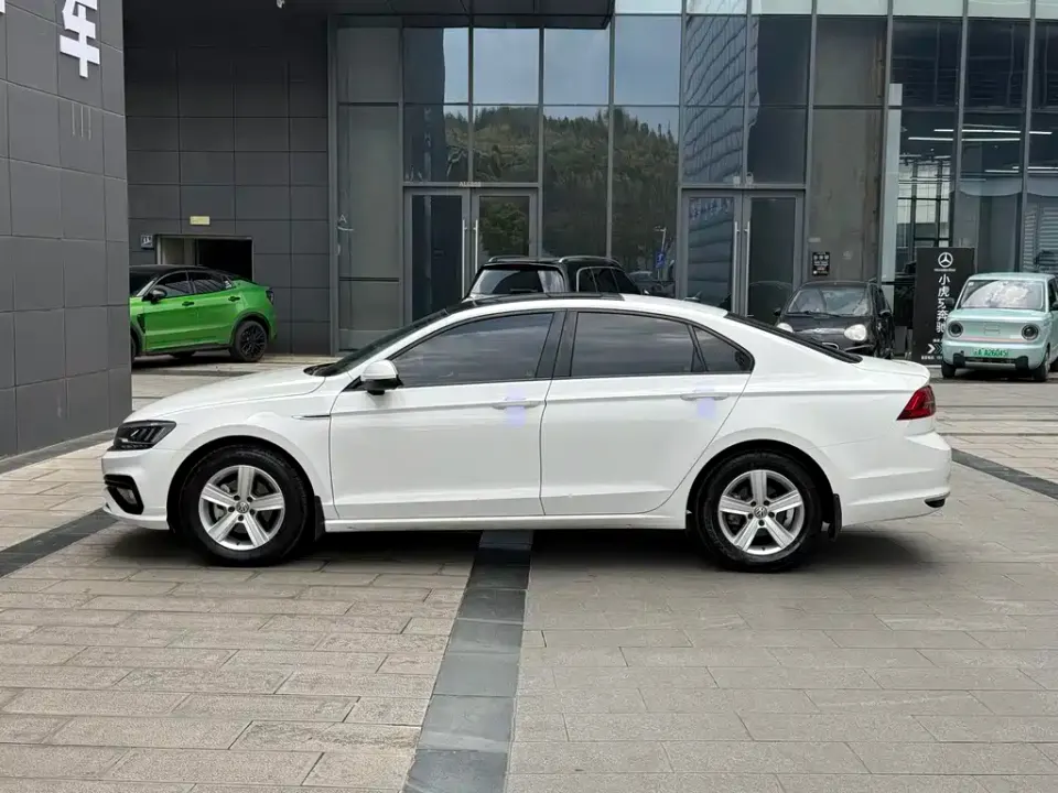 Volkswagen Lamando
