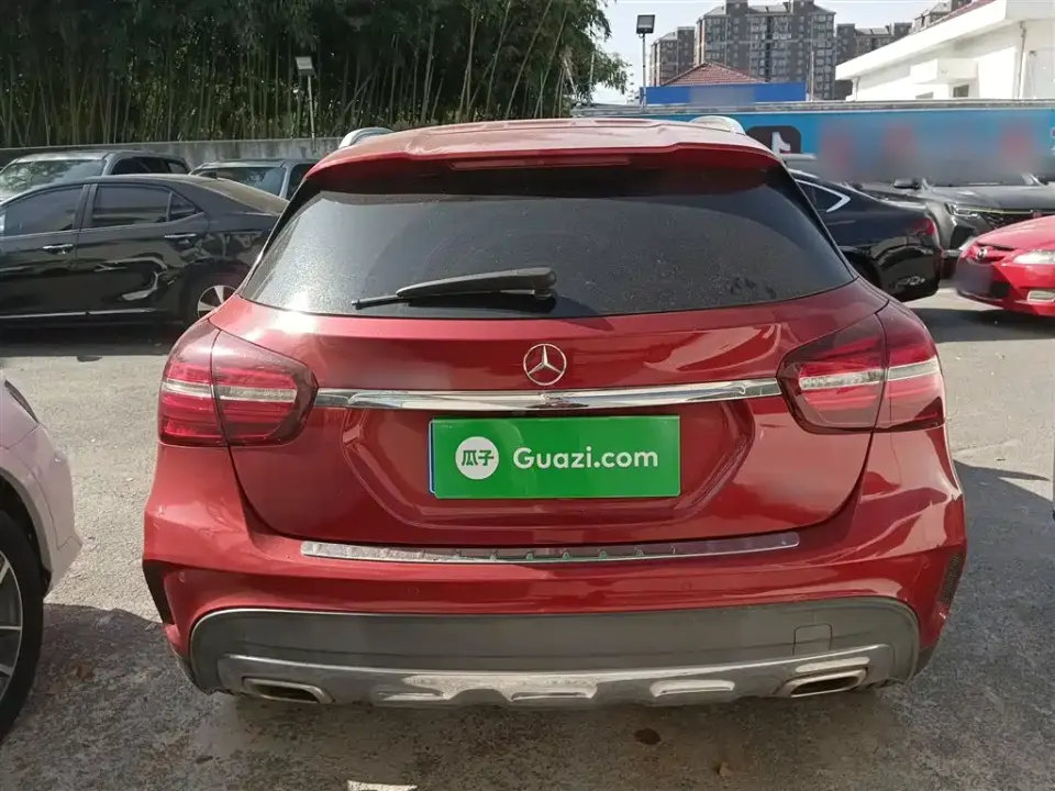 Mercedes-Benz GLA