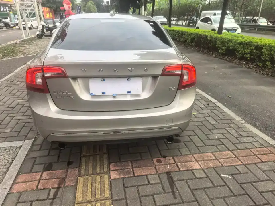 Volvo S60