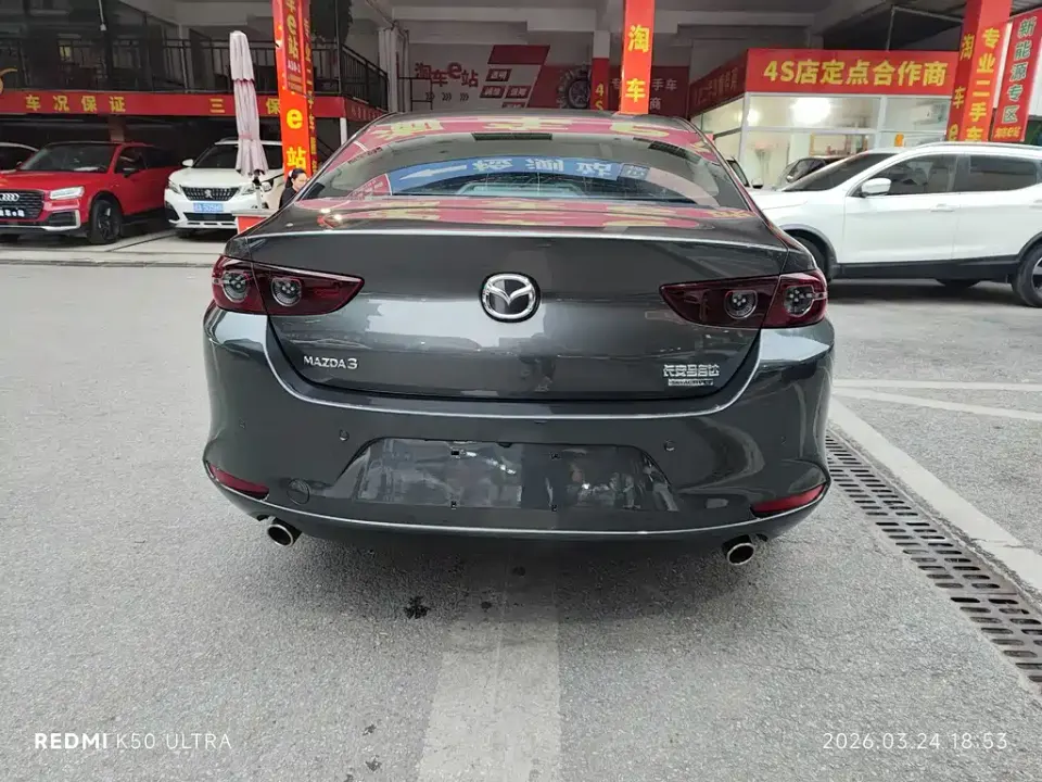 Mazda 3 Axela