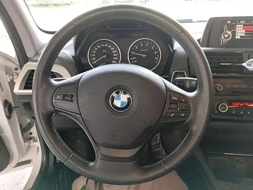 BMW 1 Series (Import)