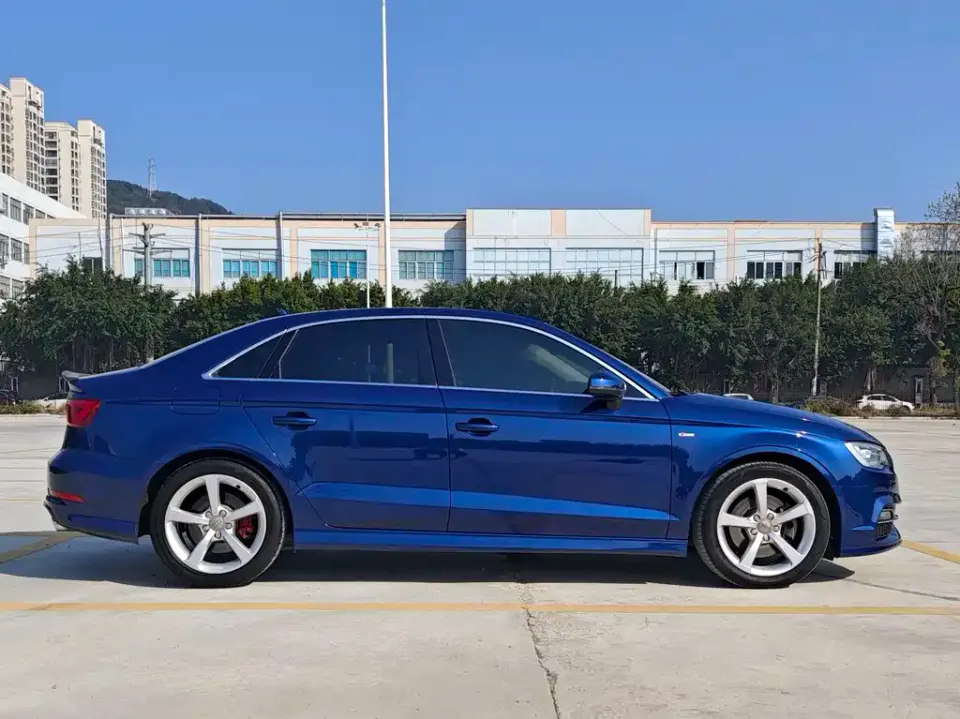 Audi A3 (Import)