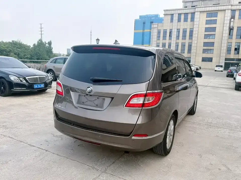 Buick GL8