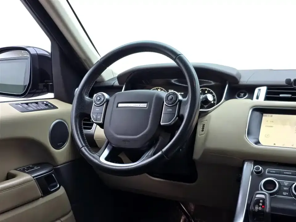 Land Rover Sport