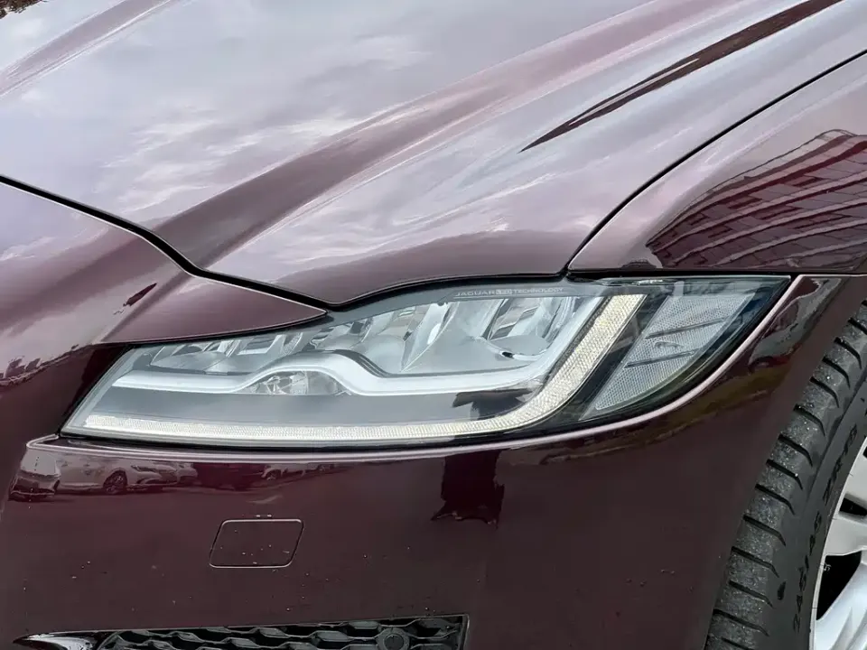Jaguar XFL