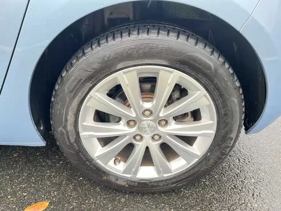 Peugeot 308S