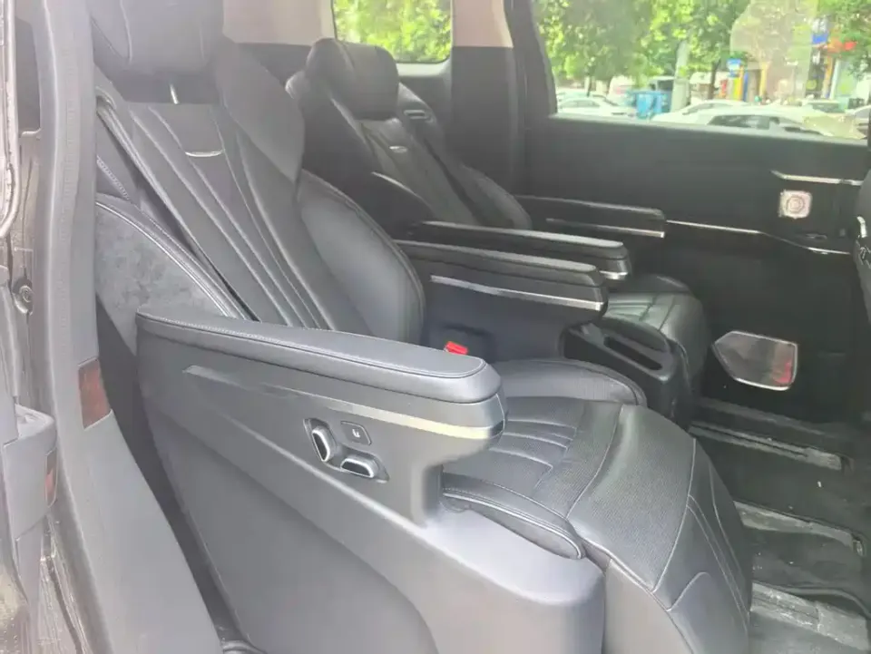 Hongqi Hongqi HQ9