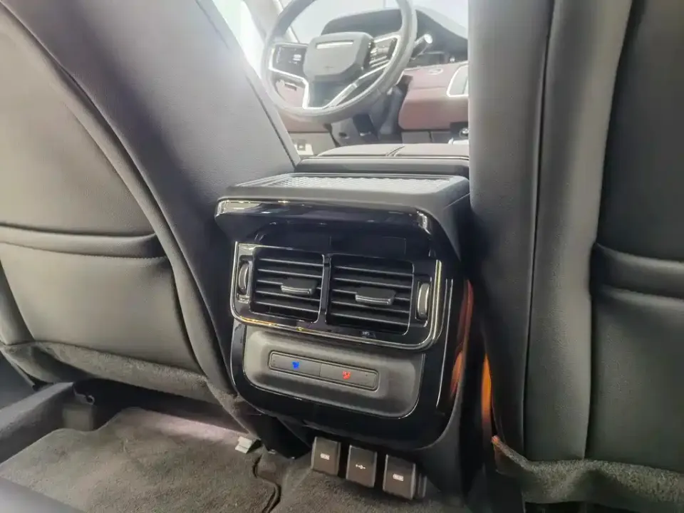 Land Rover Evoque PHEV