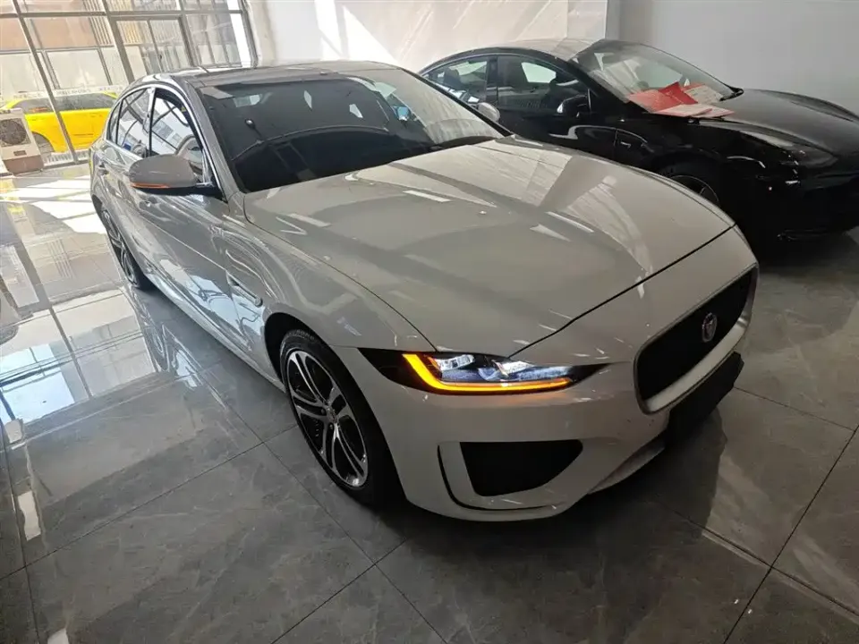 Jaguar XEL