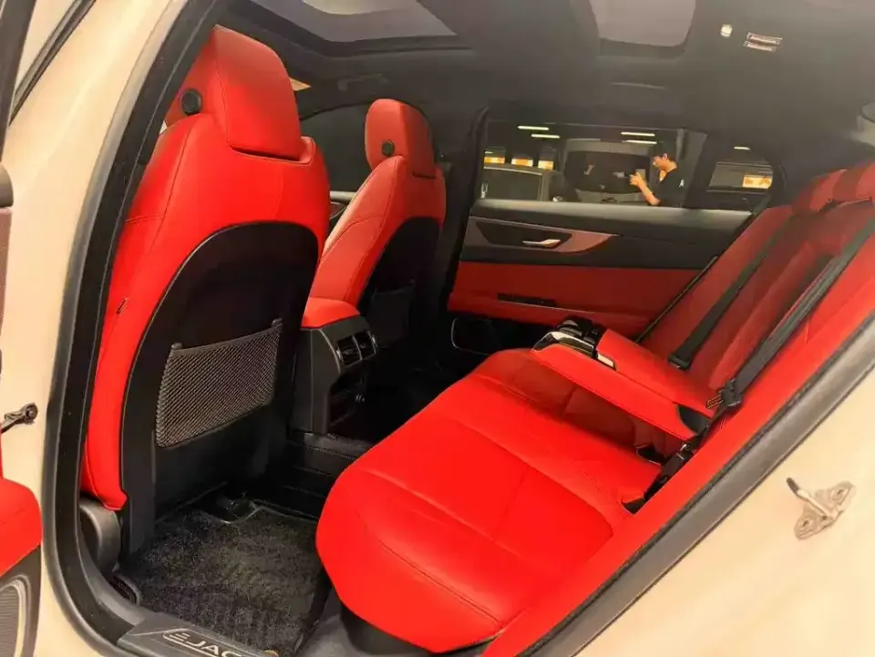 Jaguar XEL