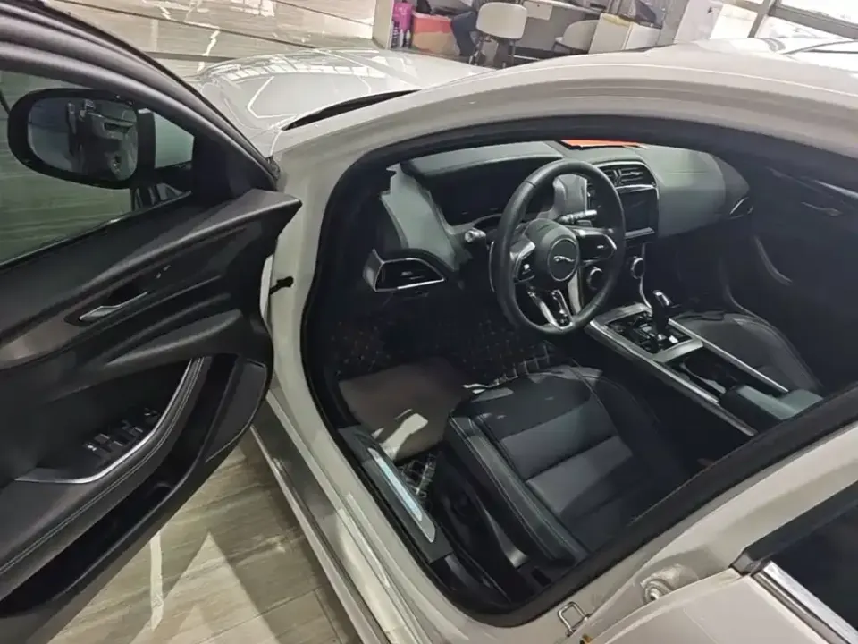 Jaguar XEL