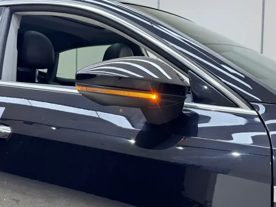 Audi A7L