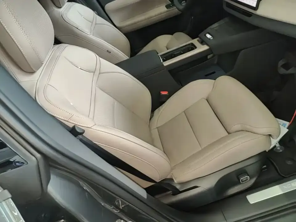 Volvo XC70 PHEV
