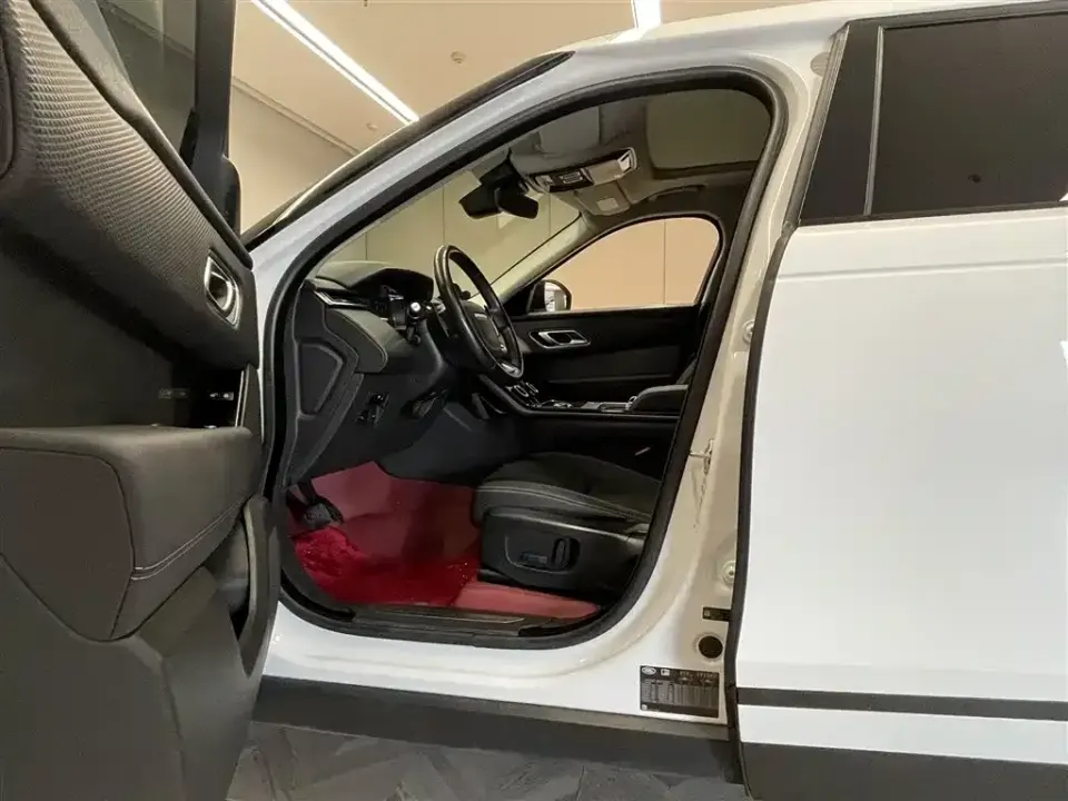 Land Rover Velar