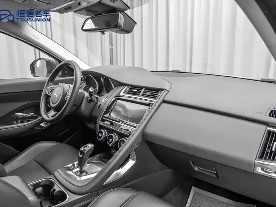 Jaguar E-Pace
