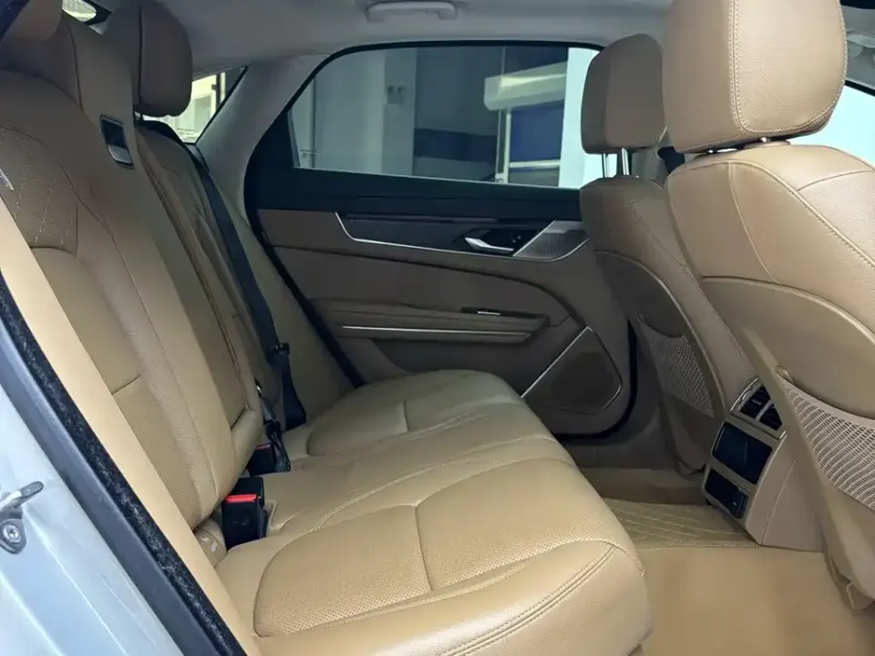 Jaguar XFL