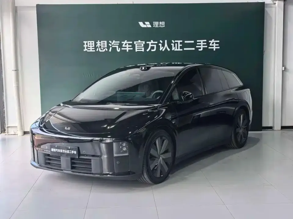 Li Li i6