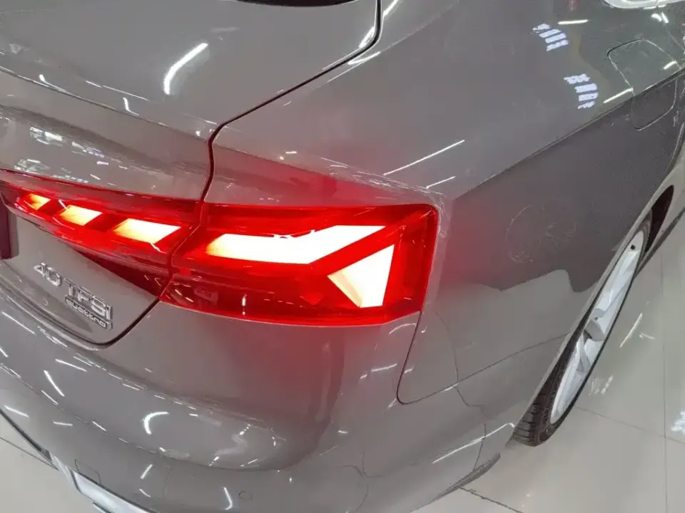 Audi A5 (Import)