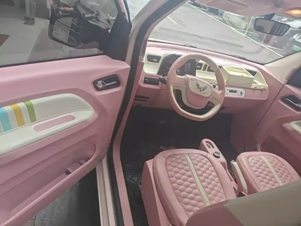 Wuling MINIEV