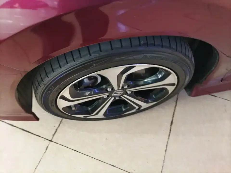 Honda Jade