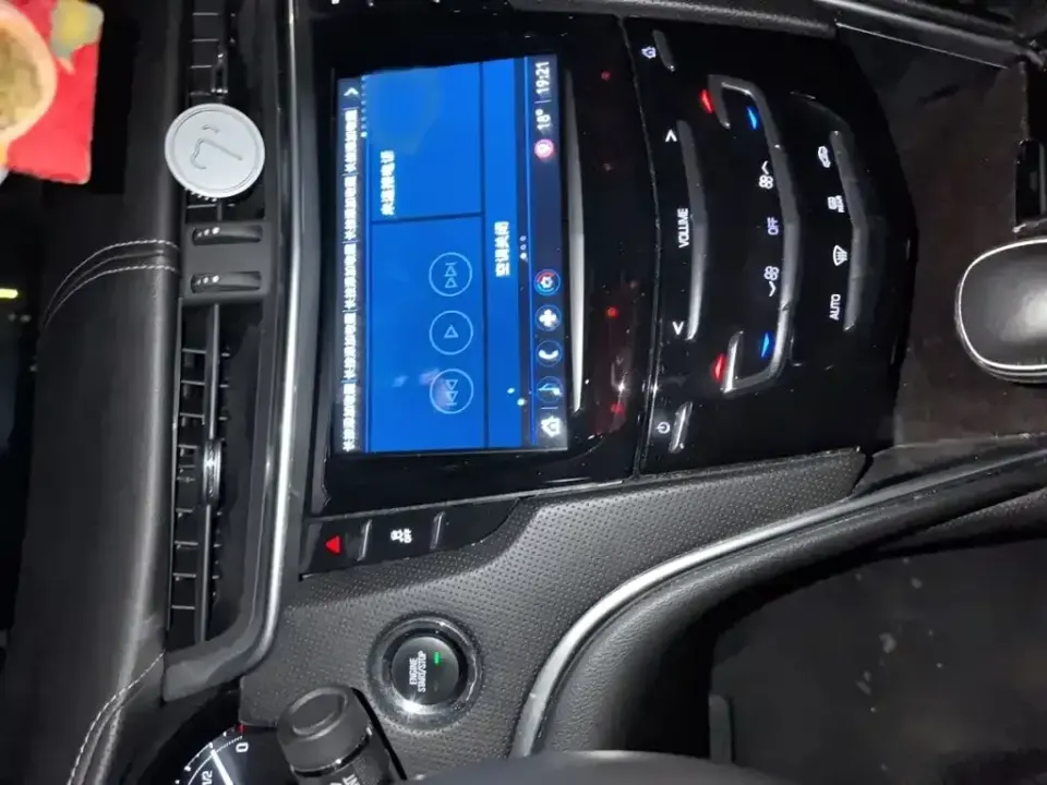 Cadillac XTS