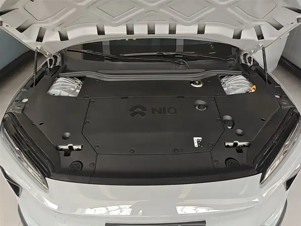 Nio ET5T